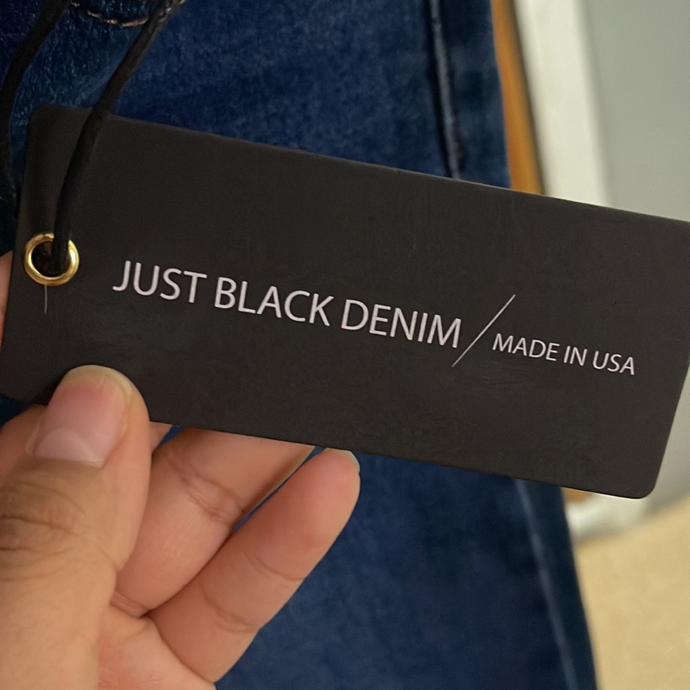 Denim - Picture 3 of 7